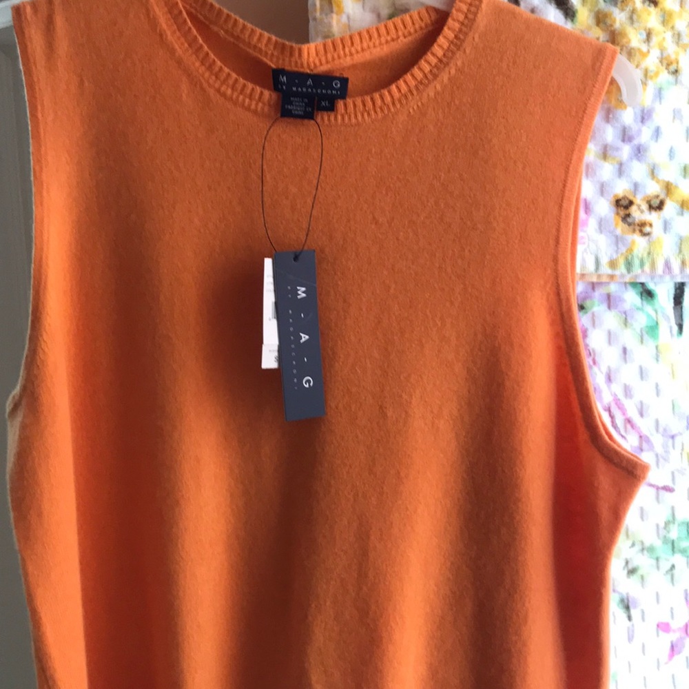 Cashmere sweater